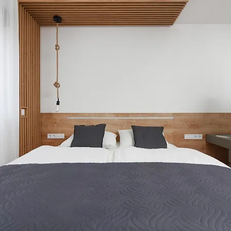 Luxury With Private Pool In