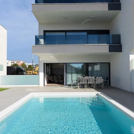 Apartment Luxury With Private Pool In