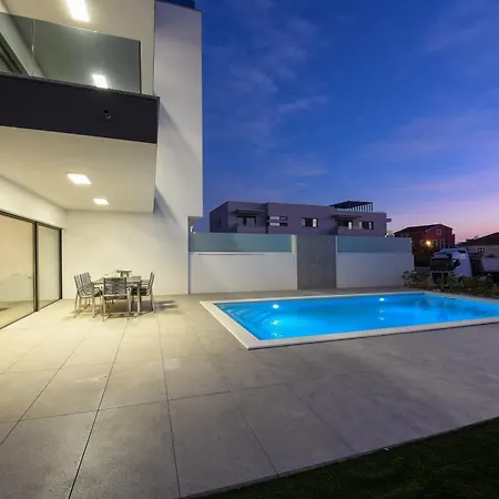 Luxury With Private Pool In * Zadar