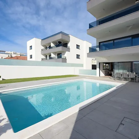 Luxury With Private Pool In *