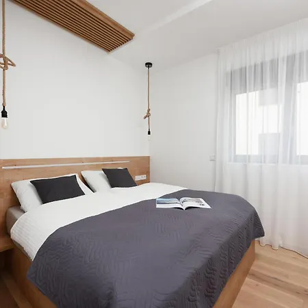 Luxury With Private Pool In Apartment *