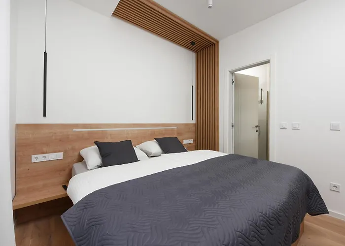 Luxury With Private Pool In *