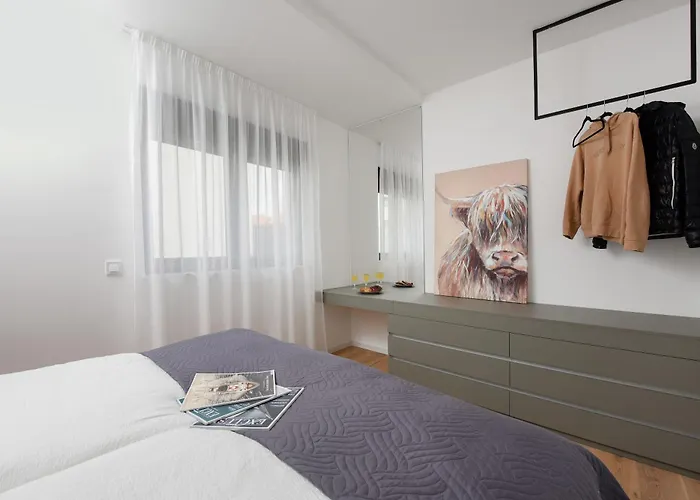 Luxury With Private Pool In Apartamento Zadar