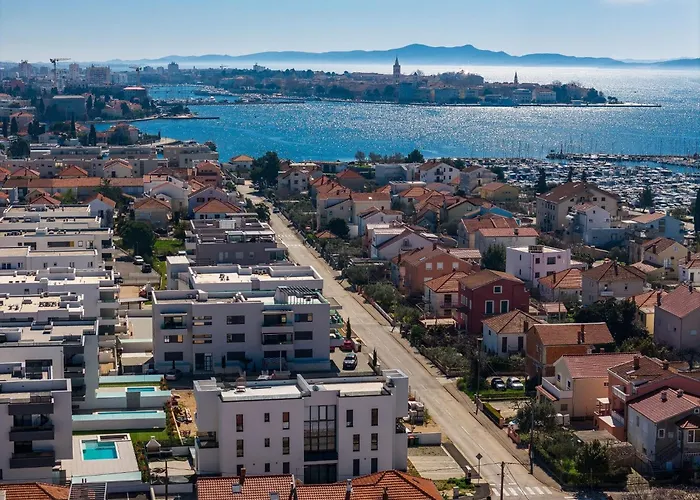 Luxury With Private Pool In Zadar